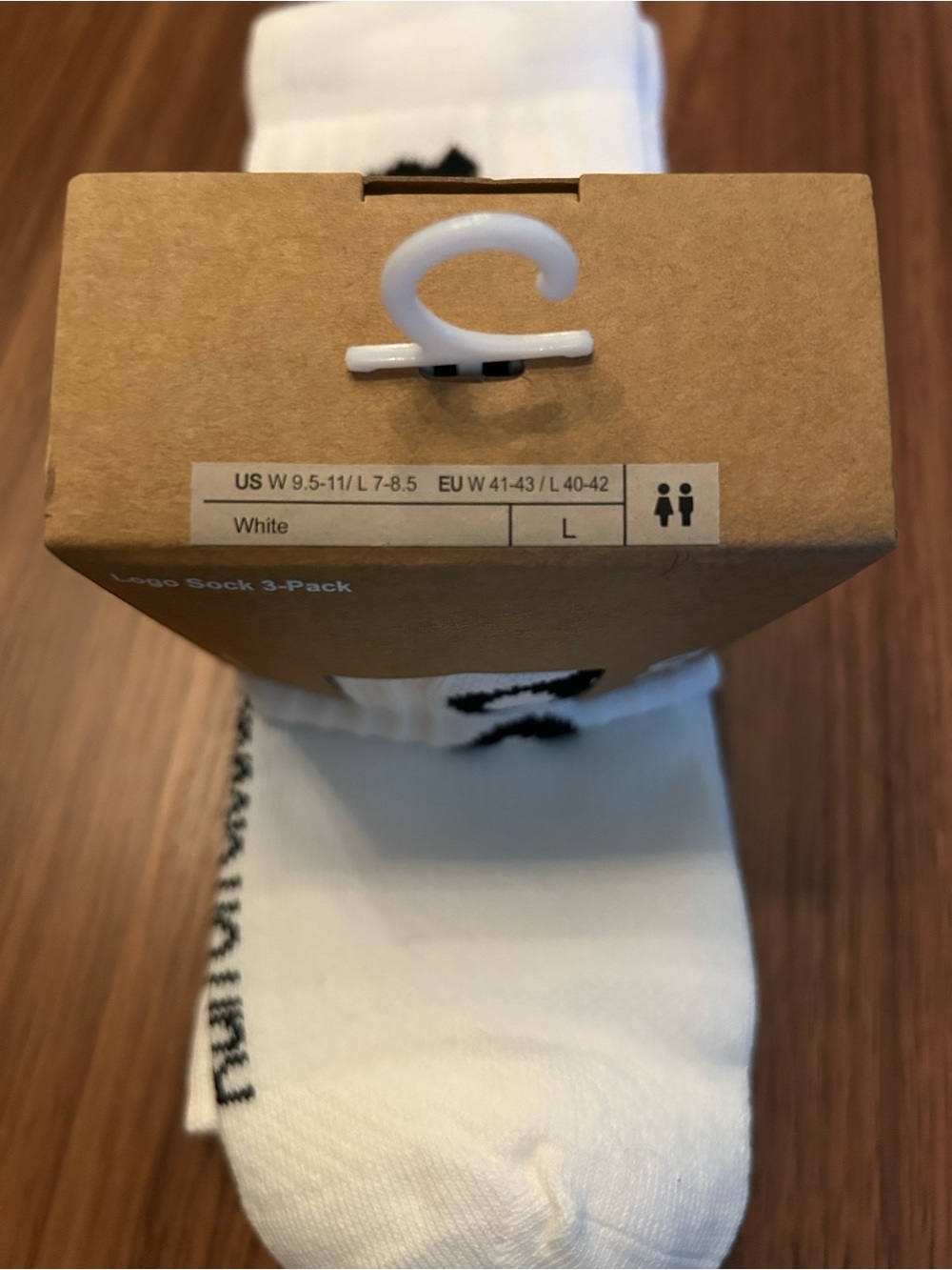 On Running on cloud PACK OF 3 pairs White Crew Socks - Picture 4 of 5